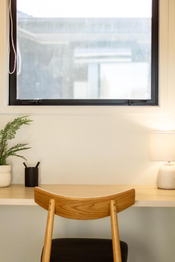 1 Bedroom 1 Bath, Executive Escape, Northlands Mall Christchurch Extérieur photo
